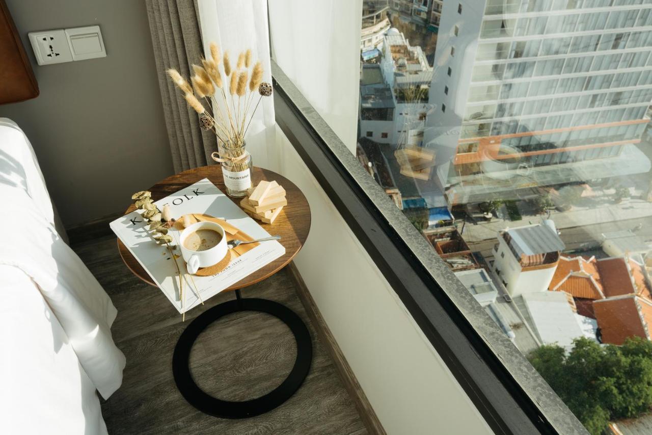 Em Oi Boutique Hotel Нячанг Экстерьер фото