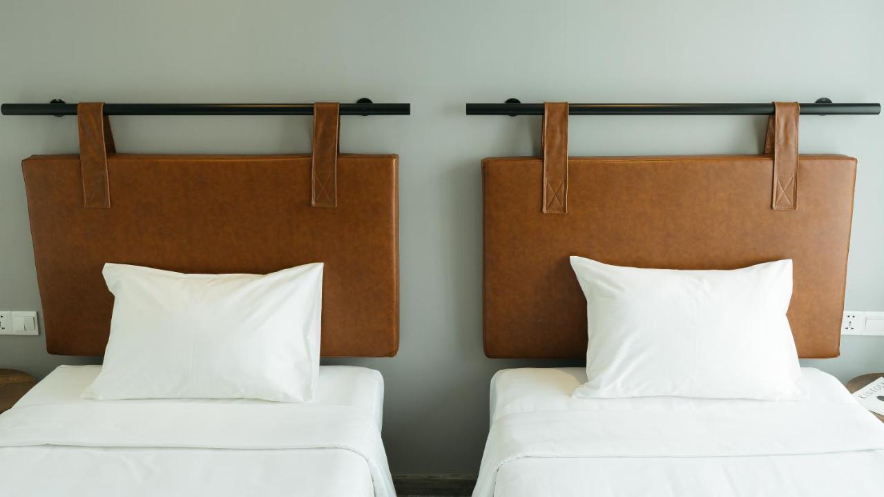 Em Oi Boutique Hotel Нячанг Экстерьер фото