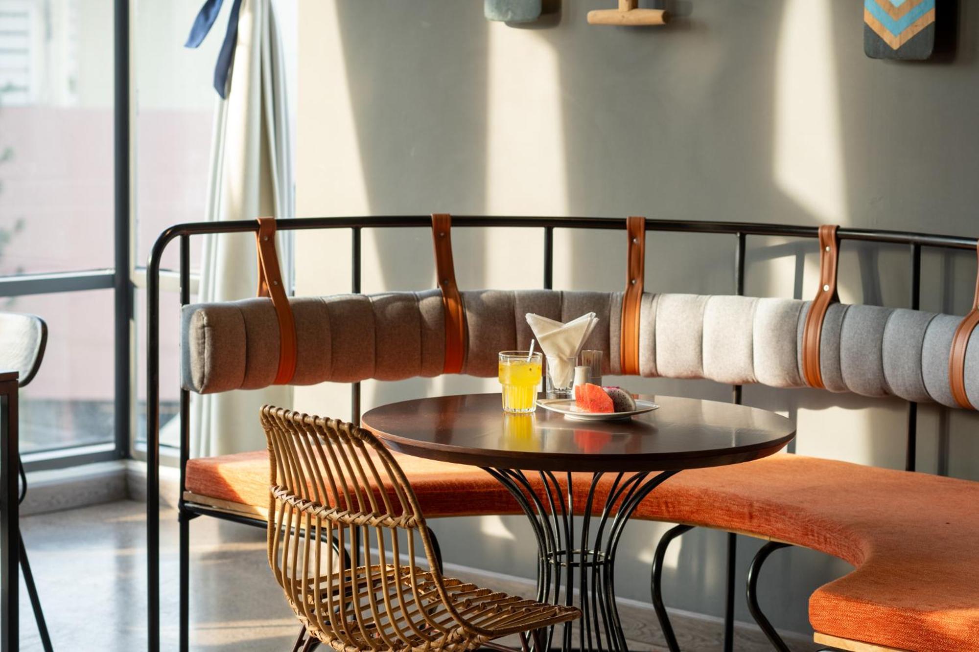 Em Oi Boutique Hotel Нячанг Экстерьер фото