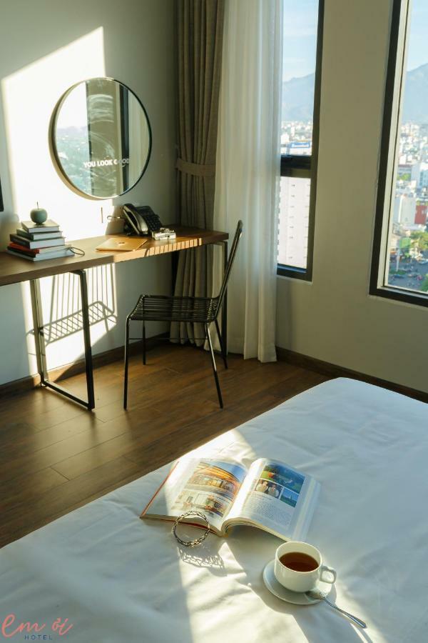Em Oi Boutique Hotel Нячанг Экстерьер фото